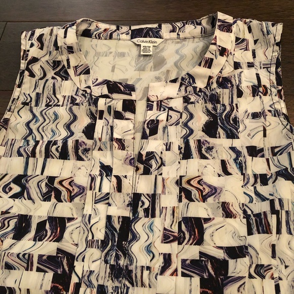 Calvin Klein blouse / top - Picture 6 of 10